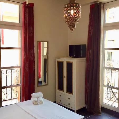 Santa Barbara Apartment