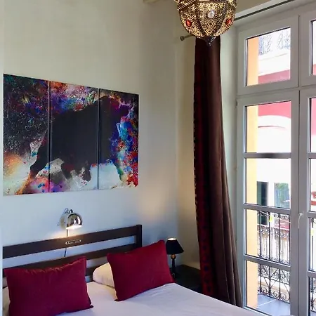 Santa Barbara Apartment